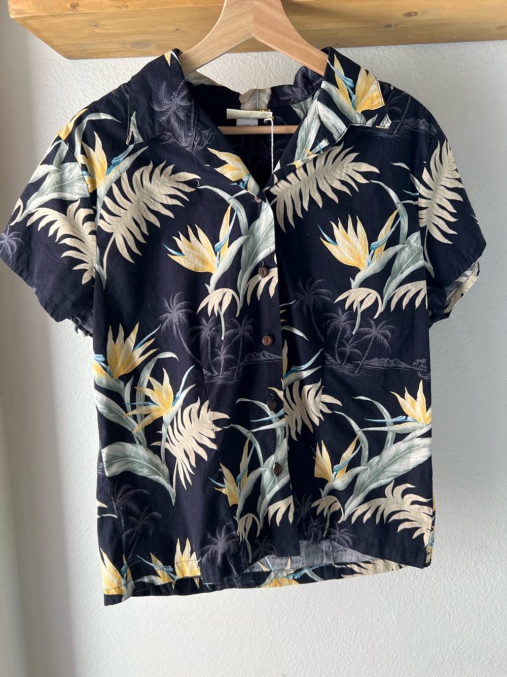 Vintage Tropical Black Button-Up Camp Shirt with Yellow Floral Print